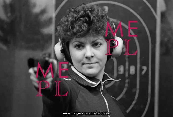 : Lyudmila Sokolova : Lyudmila Sokolova