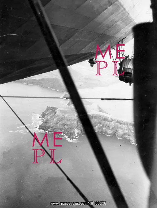 : The LZ 127 Graf Zeppelin on its first transatlantic flight : The LZ 127 Graf Zeppelin on its first transatlantic flight
