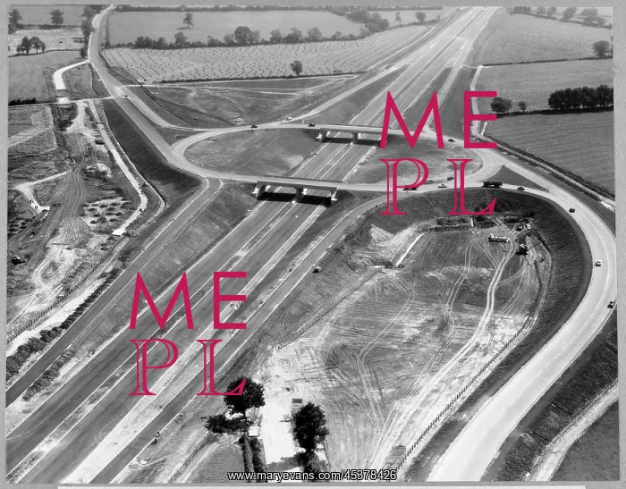 : M1 Motorway, Junction 16, Upper Heyford, Northamptonshire : M1 Motorway, Junction 16, Upper Heyford, Northamptonshire
