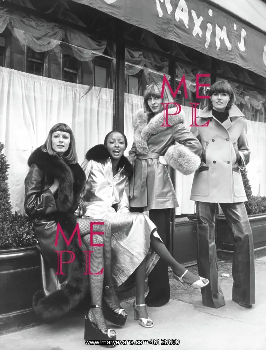 : Mac Douglas Fall-Winter 74 / 75 Collection : Mac Douglas Fall-Winter 74 / 75 Collection