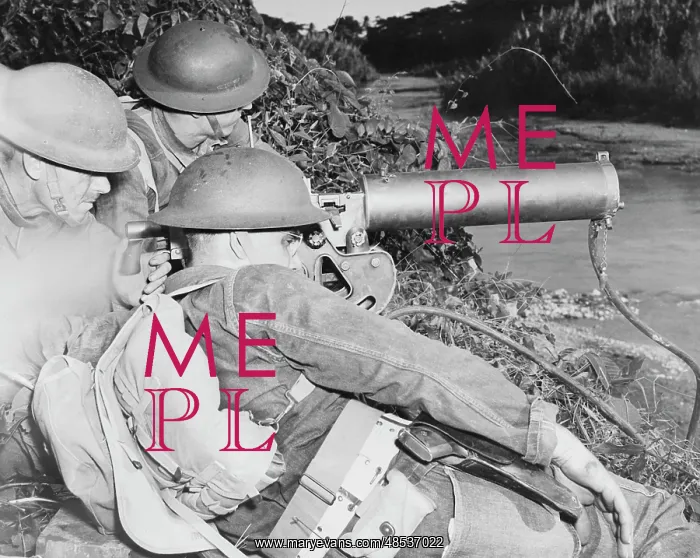 : A machine gun crew of American troops in the : A machine gun crew of American troops in the
