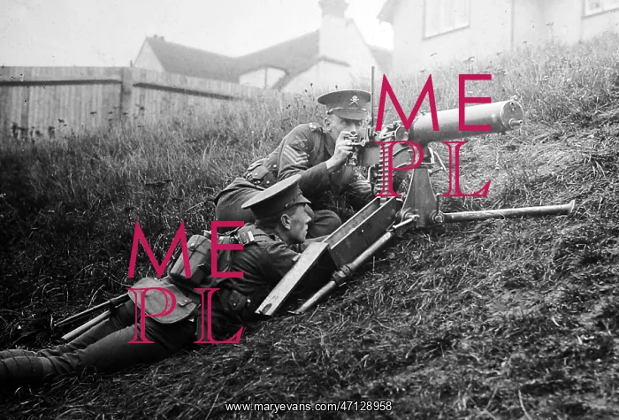  : Machine gun practise during WW1