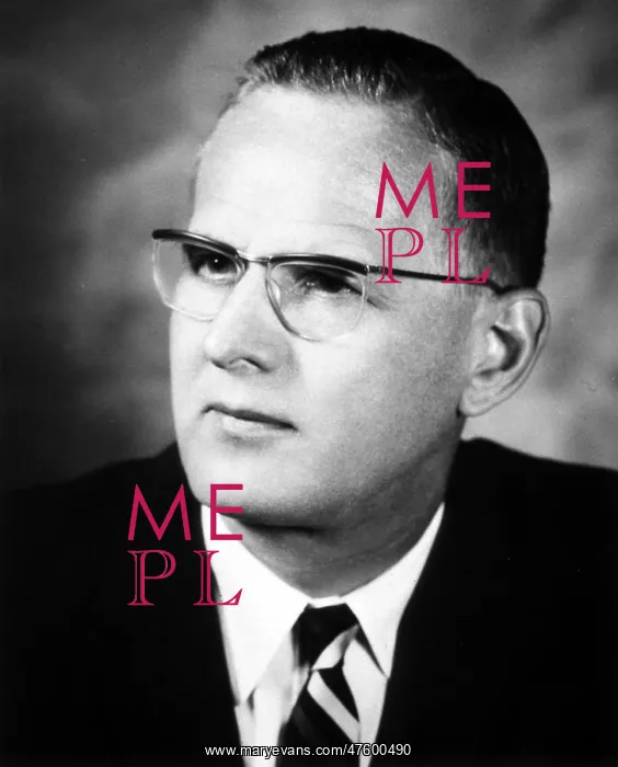 : Maclyn McCarty, American Geneticist : Maclyn McCarty, American Geneticist
