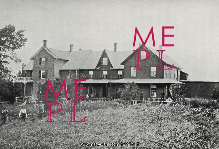 : Macpherson Distributing Home, Knowlton, Quebec : Macpherson Distributing Home, Knowlton, Quebec