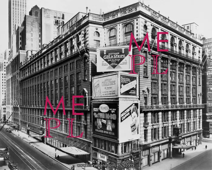 : Macy's Department Store at Broadway & 34th : Macy's Department Store at Broadway & 34th