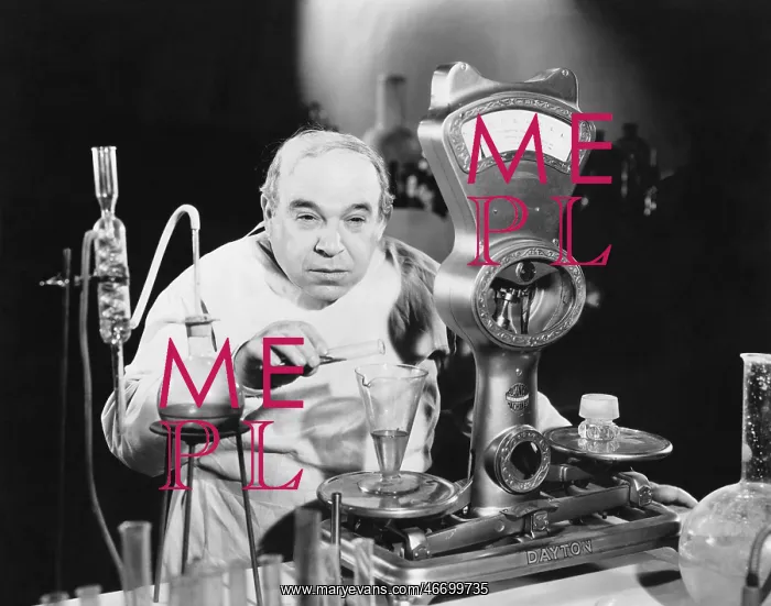 : Mad scientist : Mad scientist
