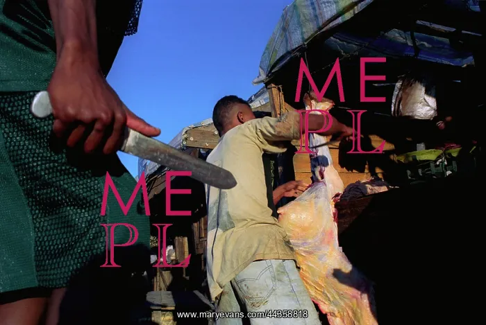 : Madagascar - Sapphire mining : Madagascar - Sapphire mining