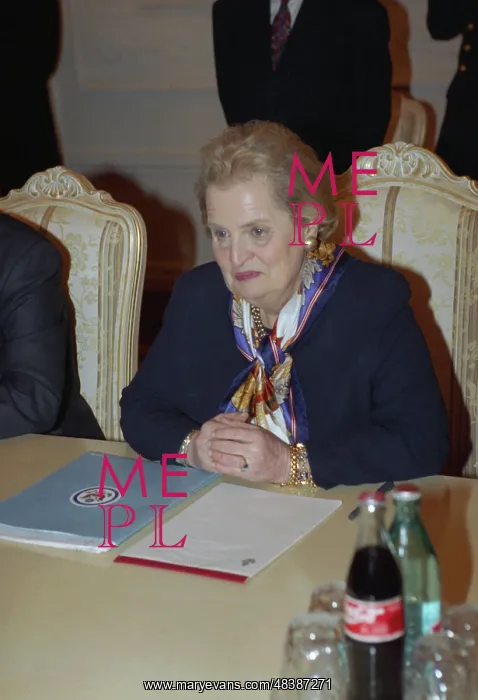 : Madeleine Albright visit to Russia : Madeleine Albright visit to Russia