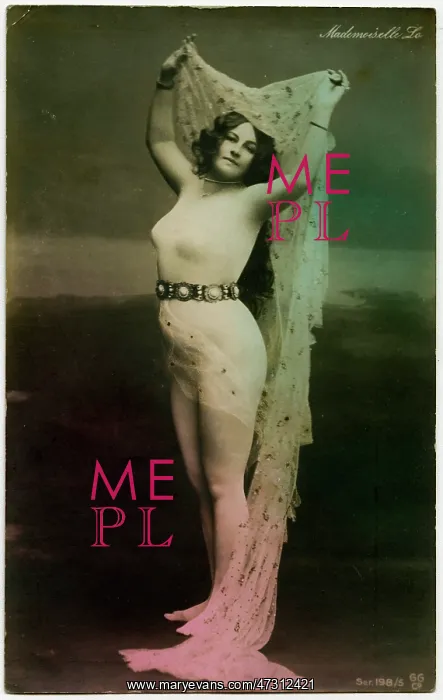 : Mademoiselle Lo