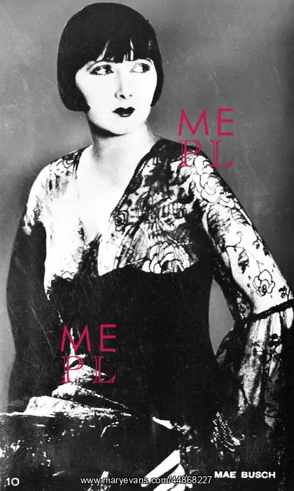 : MAE BUSCH. Miss Mae Busch, American film star : MAE BUSCH. Miss Mae Busch, American film star