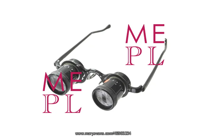  : Magnifying Glasses