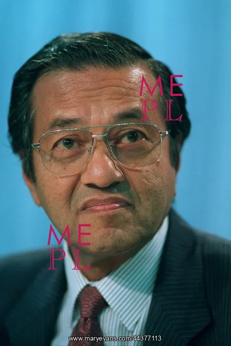  : Mahathir Mohamed