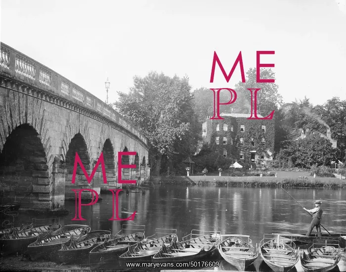 : Maidenhead Bridge, Bridge Road, Maidenhead : Maidenhead Bridge, Bridge Road, Maidenhead