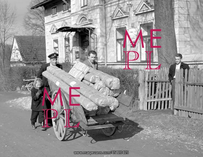 : Mailman - postman : Mailman - postman