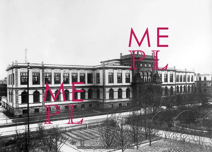 : Main administration building of the Hoechst am Main factor : Main administration building of the Hoechst am Main factor