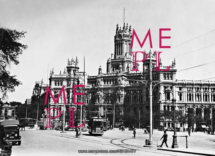: Main post office building in Madrid, 1930 : Main post office building in Madrid, 1930