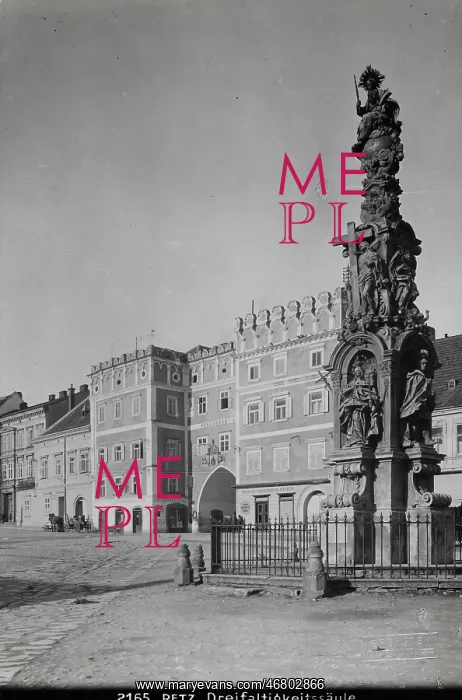 : Main sqare of Retz : Main sqare of Retz