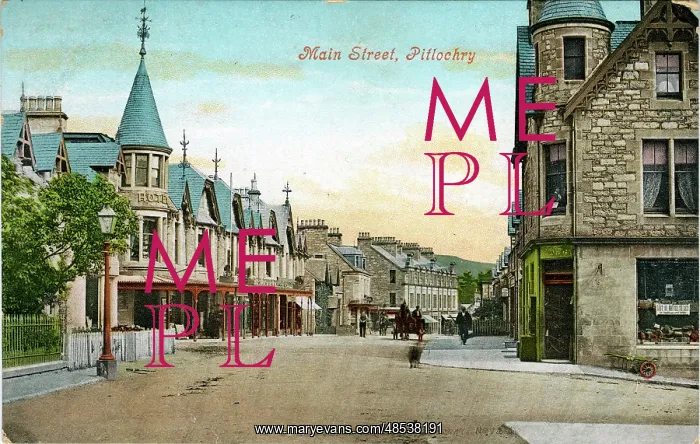 : Main Street, Pitlochry, Perthshire : Main Street, Pitlochry, Perthshire