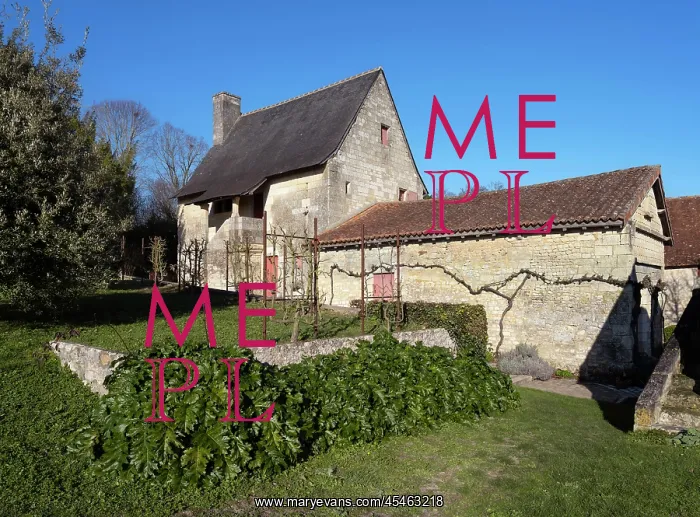 : Maison La Deviniere, Seuilly : Maison La Deviniere, Seuilly