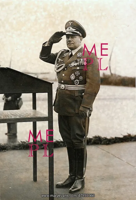 : Major General Ernst Udet, head of the technical office : Major General Ernst Udet, head of the technical office