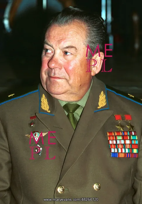 : Major General Pavel Popovich, 1997 : Major General Pavel Popovich, 1997