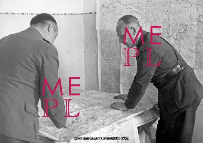 : Major General Richthofen at the card table in Spain, 1939 : Major General Richthofen at the card table in Spain, 1939