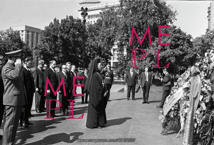 : Makarios visits USSR : Makarios visits USSR