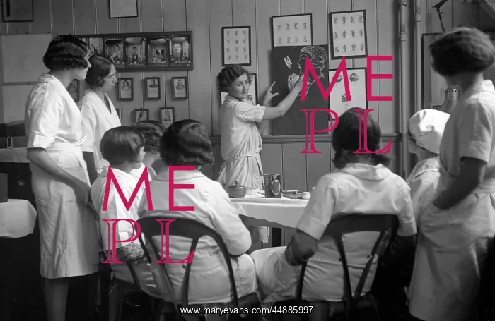 : Make-Up School : Make-Up School