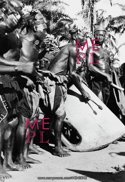 : Makere people from the region of Medge (old name) : Makere people from the region of Medge (old name)