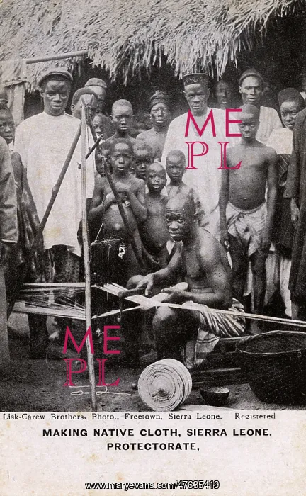 : Making cloth, Sierra Leone Protectorate, West Africa : Making cloth, Sierra Leone Protectorate, West Africa