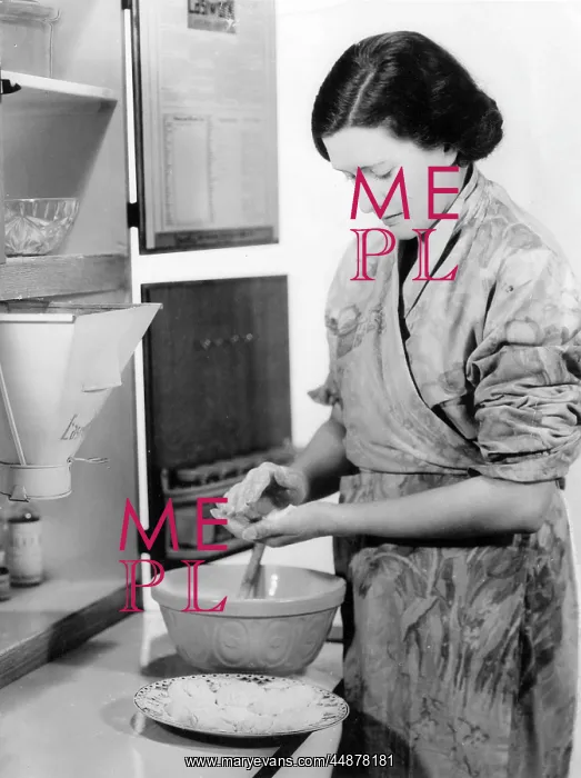 : MAKING NUT CUTLETS : MAKING NUT CUTLETS