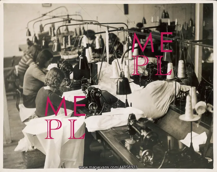 : MAKING PARACHUTES 1933 : MAKING PARACHUTES 1933