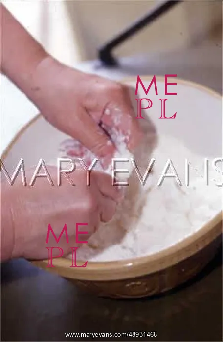  : MAKING PASTRY IN BOWL