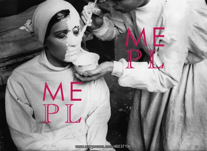 : Making of a plaster mask : Making of a plaster mask
