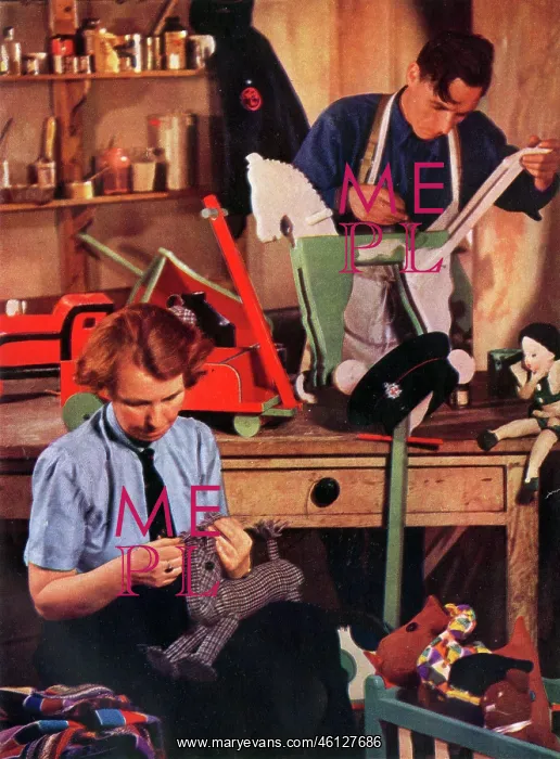 : Making Toys at a Fire Station : Making Toys at a Fire Station