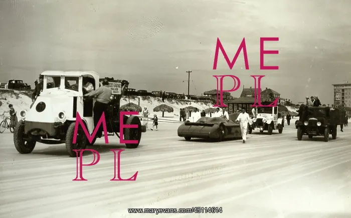 : Malcolm Campbell - Blue Bird - Record Attempt, Daytona Beach : Malcolm Campbell - Blue Bird - Record Attempt, Daytona Beach