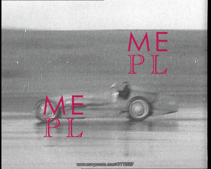 : Malcolm Campbell Driving Bluebird on a Beach : Malcolm Campbell Driving Bluebird on a Beach