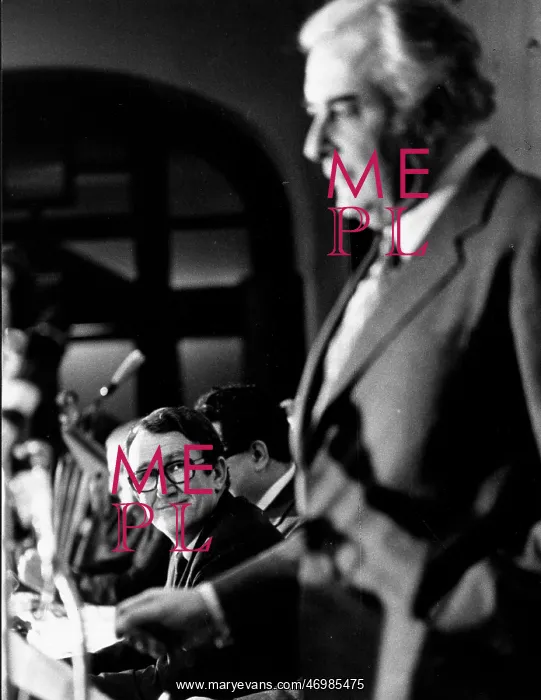 : Malcolm Frazer : Malcolm Frazer
