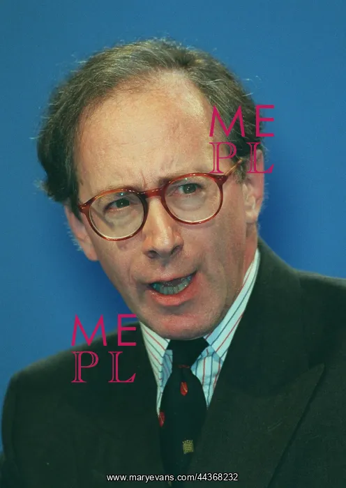  : Malcolm Rifkind MP