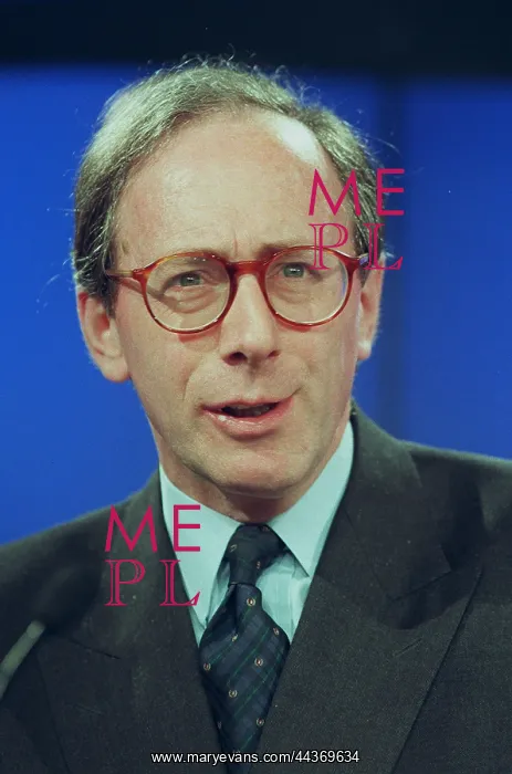  : Malcolm Rifkind MP