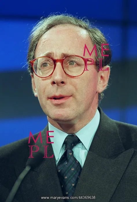  : Malcolm Rifkind MP