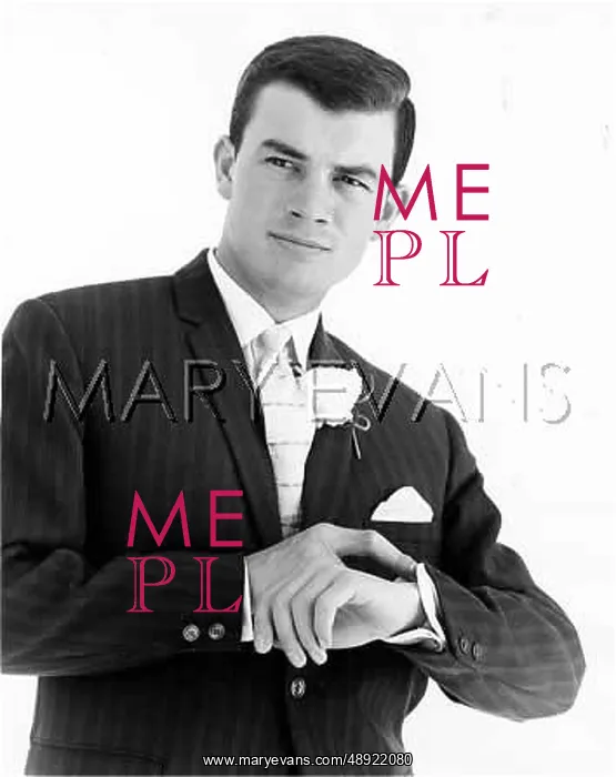 : MALE MODEL : MALE MODEL
