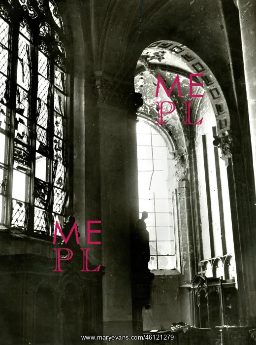 : Malines Cathedral damaged by German shell, WW1 : Malines Cathedral damaged by German shell, WW1
