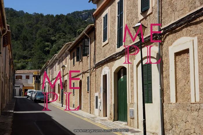 : Mallorca, Spain, Valldemossa - Old Houses : Mallorca, Spain, Valldemossa - Old Houses