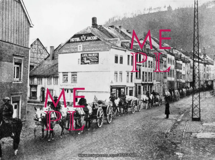 : Malmedy. British transports passing through the town of Malmedy : Malmedy. British transports passing through the town of Malmedy