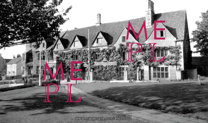  : Malmesbury, the Old Bell c1960