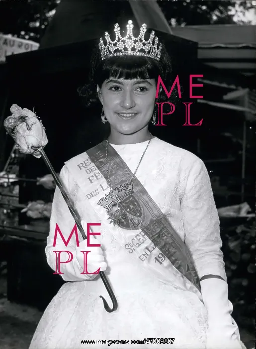 : Malvina Jackson, beauty queen of Loge : Malvina Jackson, beauty queen of Loge