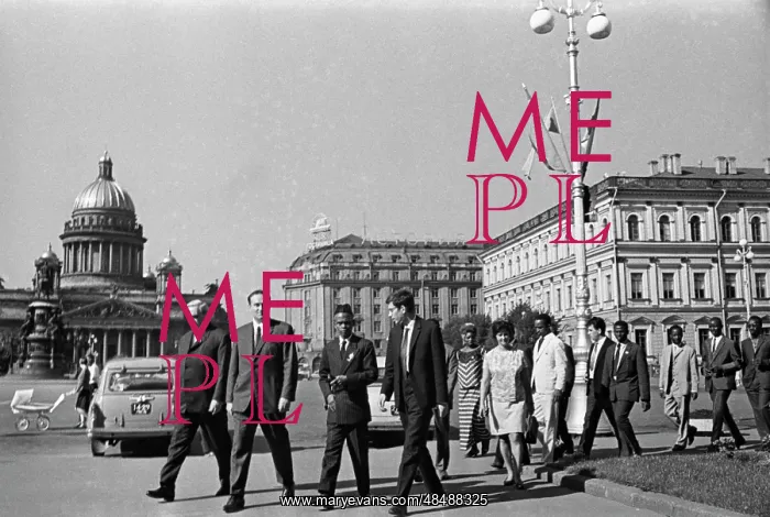 : Mamadou Sankaredla Diallo visiting USSR : Mamadou Sankaredla Diallo visiting USSR