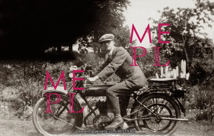 : Man on a 1922 Ariel motorcycle : Man on a 1922 Ariel motorcycle