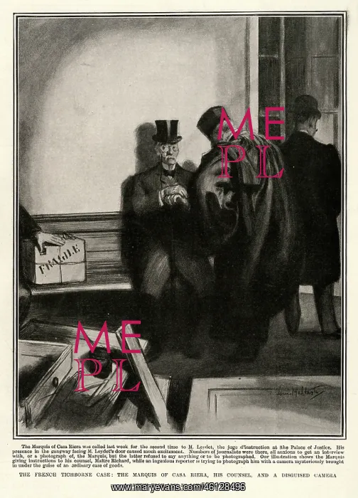 : Man conceals his camera to discreetly capture a photograph : Man conceals his camera to discreetly capture a photograph